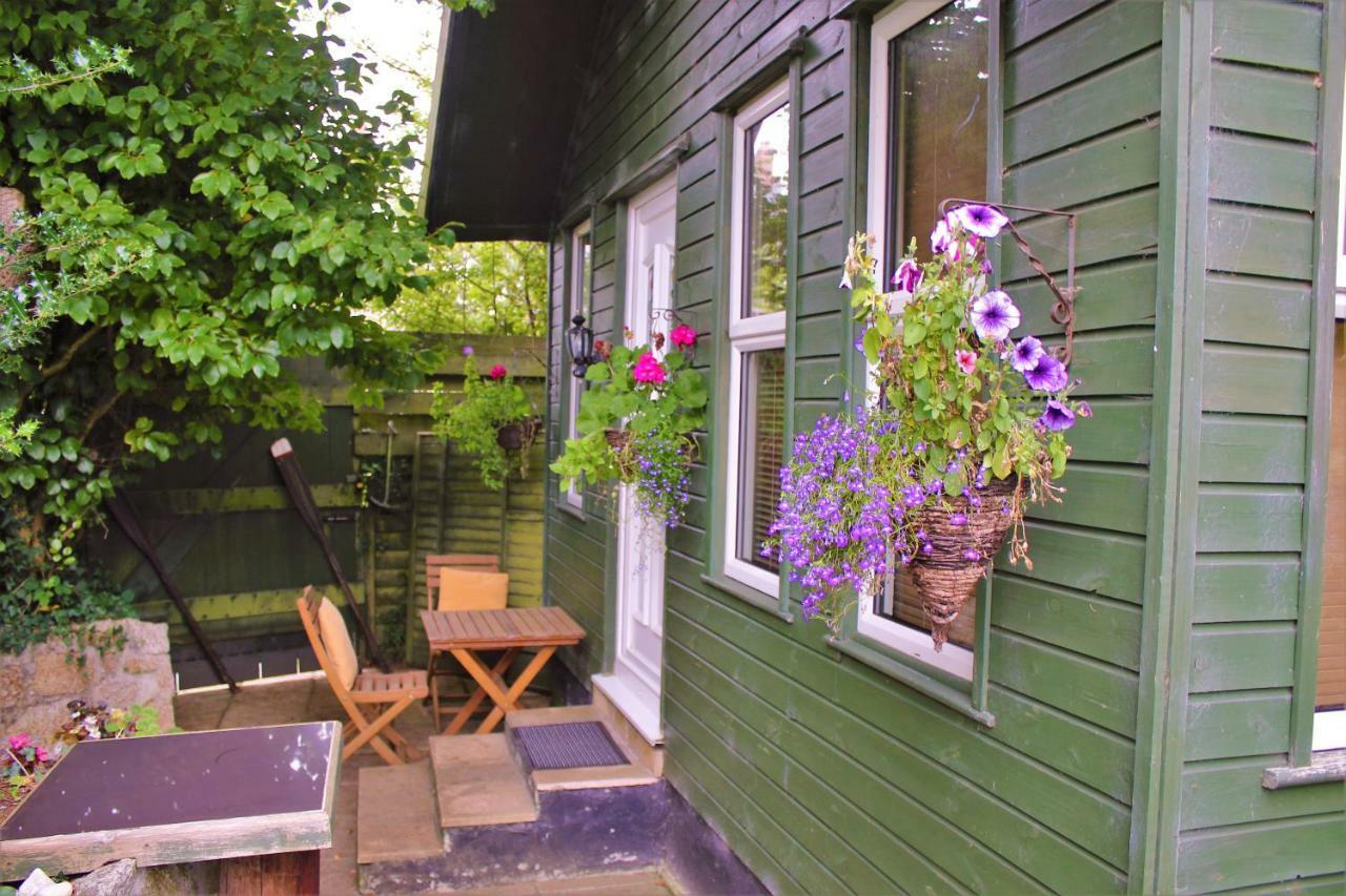 The Old Boathouse Villa Gweek Exteriör bild
